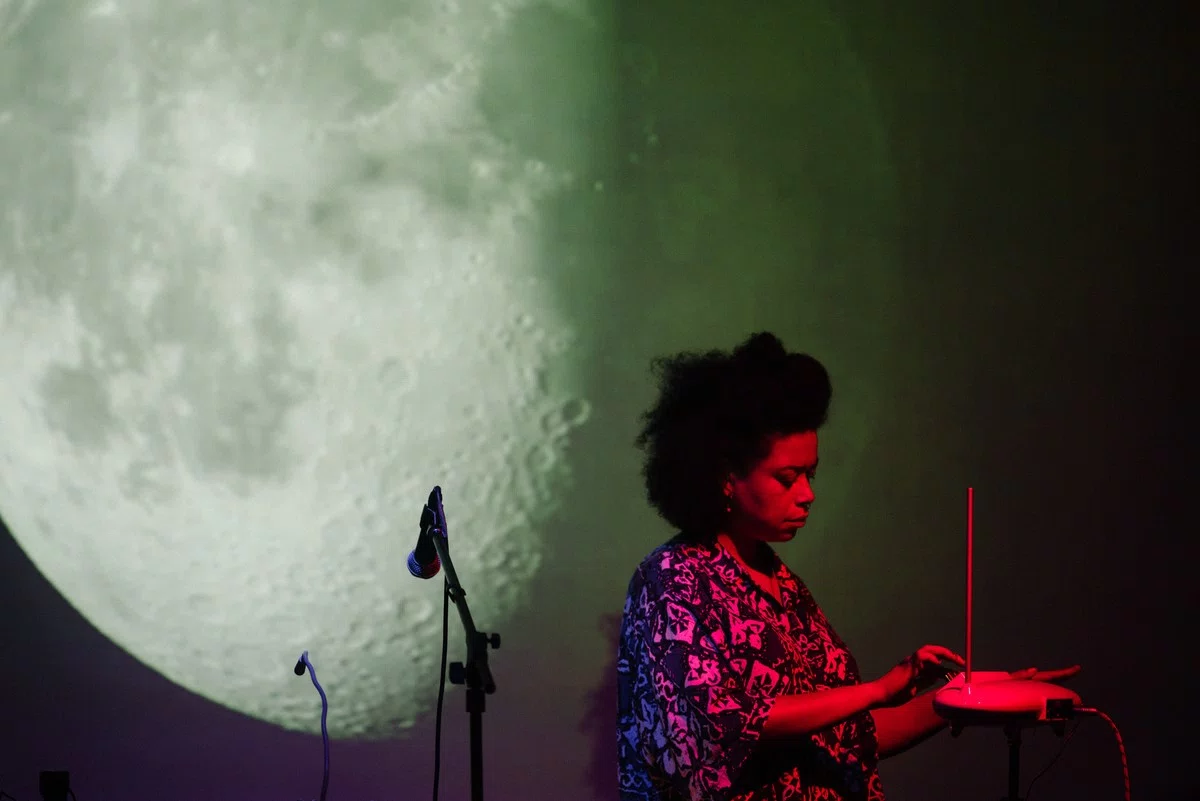 thumbnail_hannah-catherine-jones pace live image.jpg